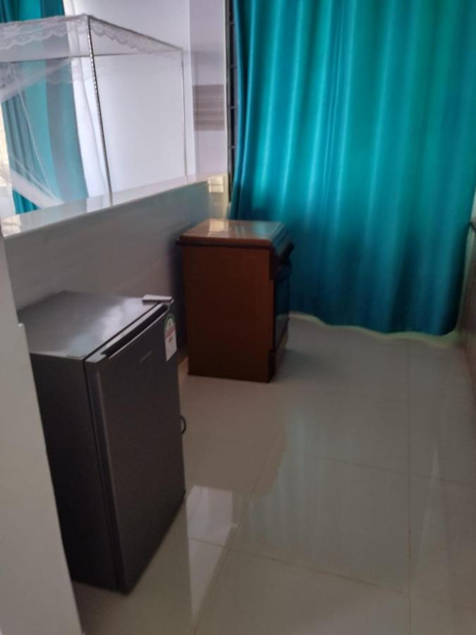 6 Park Retreat Hotel Mombasa Bagian luar foto
