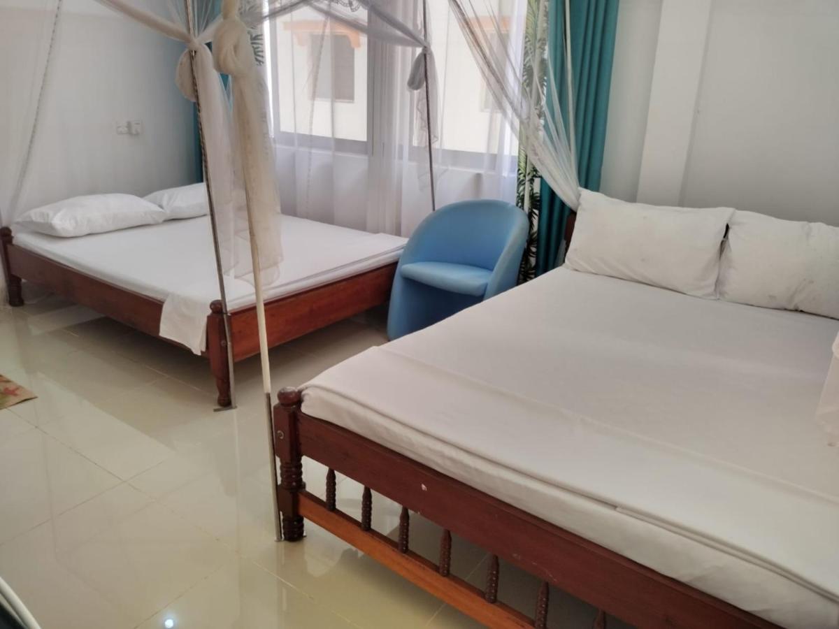 6 Park Retreat Hotel Mombasa Bagian luar foto